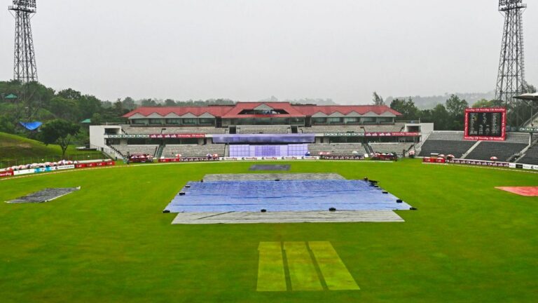 BAN vs PAK 2nd Test: Sylhet Stadium Pitch Report और Weather अपडेट