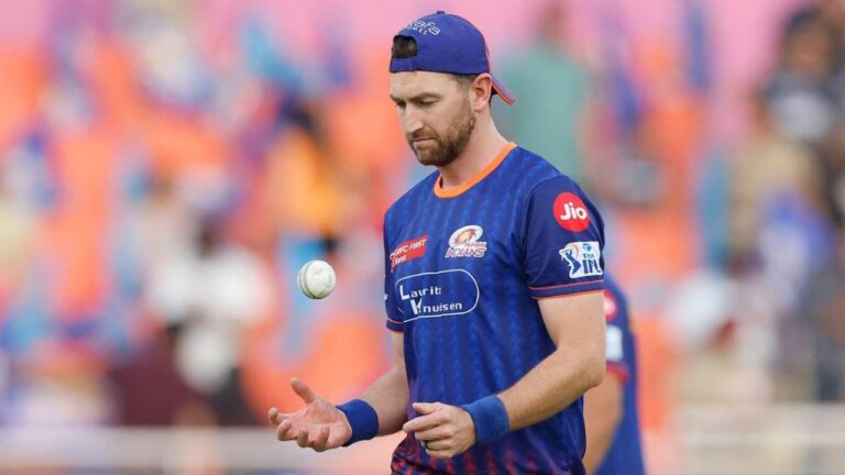 IPL 2026: आरसीबी ने रिचर्ड ग्लीसन को किया शामिल, सीएसके ने कुलदीप यादव को लिया