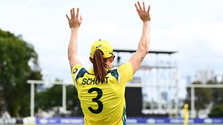 ‘Revenge, spite’ driving Schutt in World Cup swansong: मेगन शूट का अंतिम मिशन