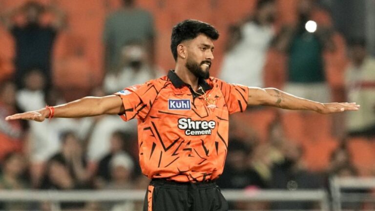 ‘A brand to admire but it comes at a cost’ – Moody wants SRH to invest in bowler – IPL 2026: क्या सनराइजर्स हैदराबाद की आक्रामक बल्लेबाजी शैली ही बन रही है उनकी हार का कारण?