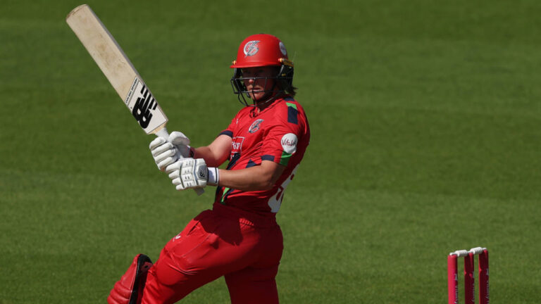 Lanning caning sees of Somerset for Lancashire’s first win – Women’s Vitality Blast: Meg Lanning की शानदार पारी से Lancashire Thunder को पहली जीत