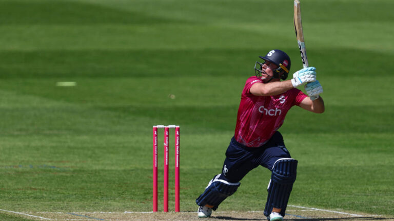 Lynn century tames Bears as Northants march to four from four