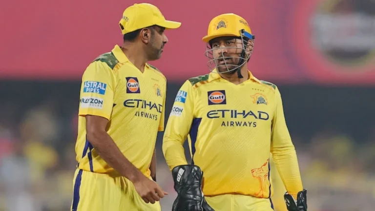 रविचंद्रन अश्विन का ट्रोलर को करारा जवाब, CSK कोच और MS Dhoni पर दिया बड़ा बयान