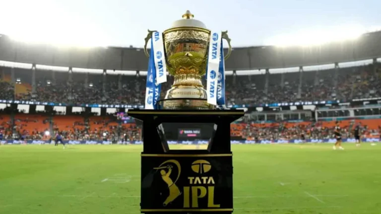 Personal agenda! IPL owner allegedly orders bowling unit to target ex-captain du – आईपीएल में विवाद: फ्रैंचाइजी मालिक ने पूर्व कप्तान को लेकर व्यक्तिगत एजेंडा अपनाया?