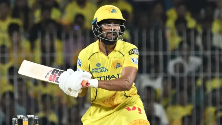 IPL 2026: ऋतुराज गायकवाड़ की धीमी बल्लेबाजी पर भड़के फैंस, सोशल मीडिया पर जमकर हुई आलोचना